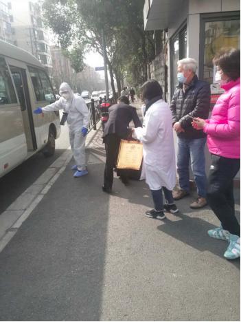 中国疫情最新入境华人，挑战与机遇并存