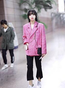 香奈儿小包最新时尚潮流解析